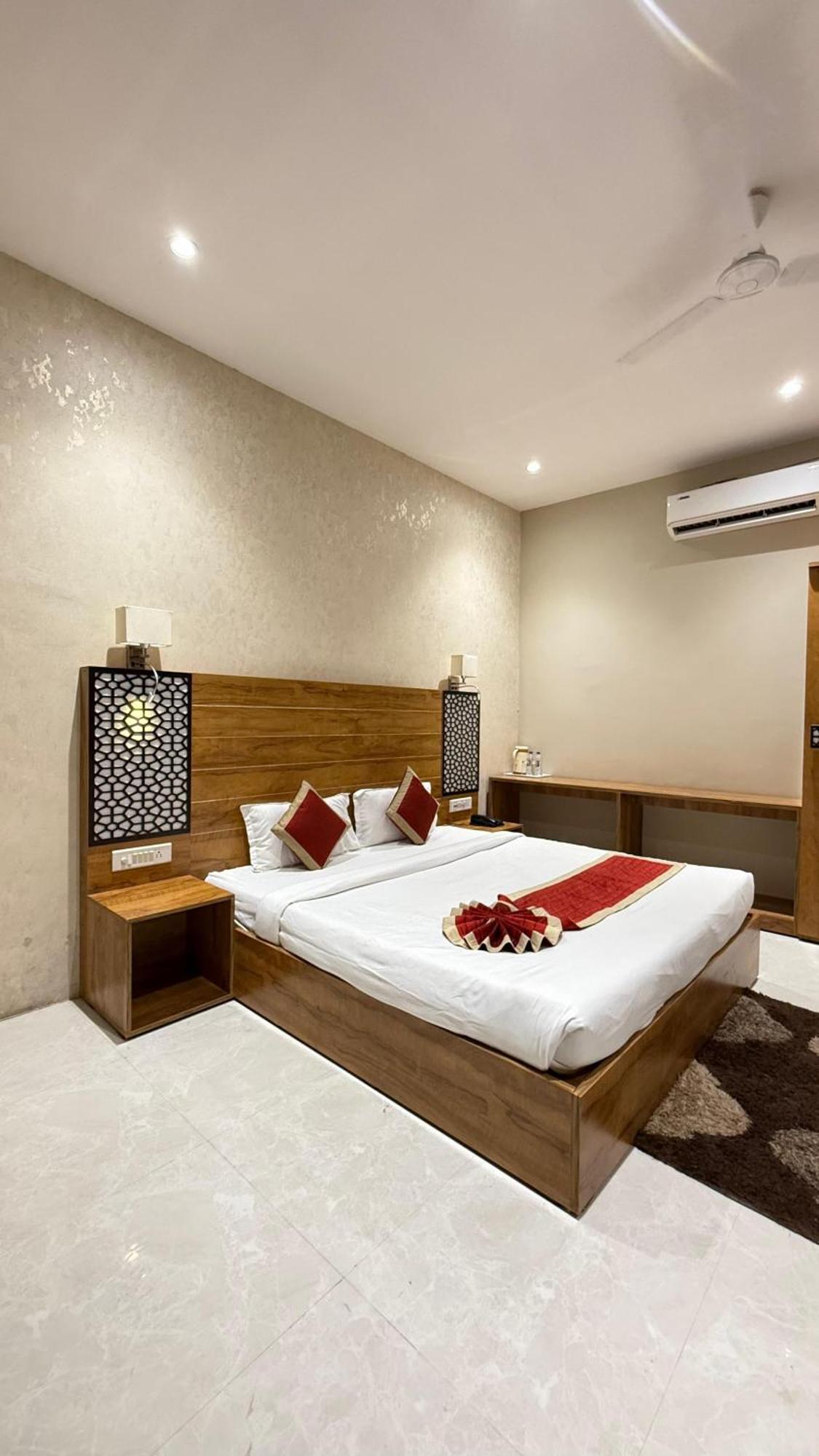 Hotel Emperor Paradise Bilaspur  Luaran gambar