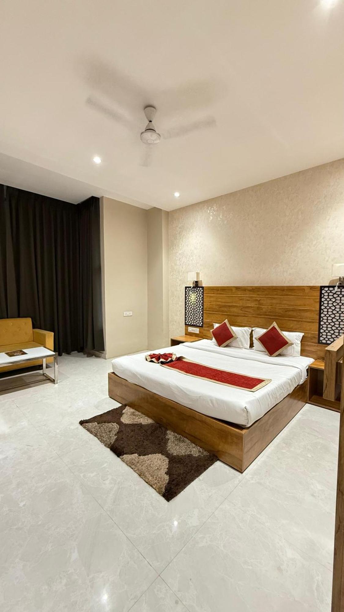 Hotel Emperor Paradise Bilaspur  Luaran gambar